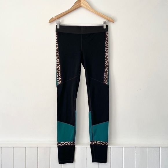 GapFit GFast Cheetah Animal Print Leggings Size S - Picture 1 of 11